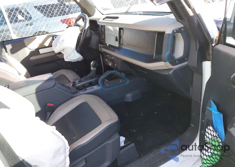 2023 Ford Bronco Wildtrak z USA, uszkodzony, nr VIN 1FMDE5CP2PLB61656